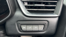 Renault Clio 1.0 TCe 100 Play 5dr Petrol Hatchback